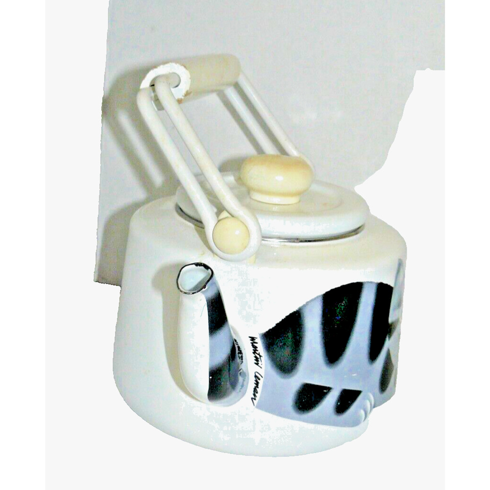 Vintage Signed Martin Leman White Enamel Teapot Tea Kettle Kitty Cat & Ball - Picture 6 of 9